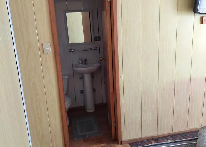 Hostal Prat 2 Valdivia